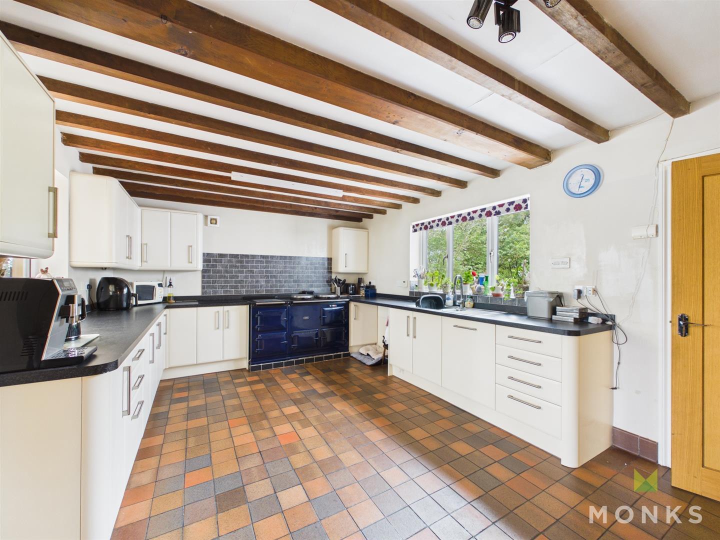 16 Walton, Telford, TF6 6AR For Sale